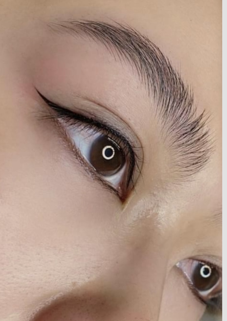 Full eyeliner transformation at Glowtique