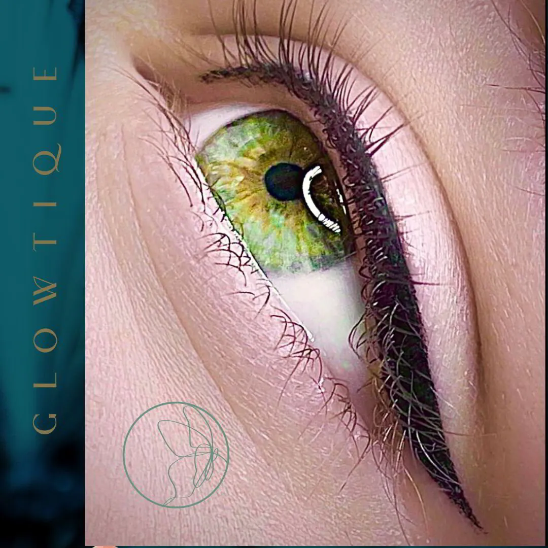 Upper Lid Eyeliner before and after at Glowtique Brisbane